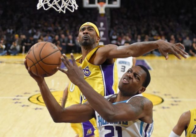 363516_treveon graham corey brewer 676x471.jpg