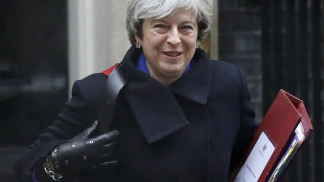 363843_britain_politics_91117 842765ef7c9647308f1f0adea622f2ef 676x526.jpg