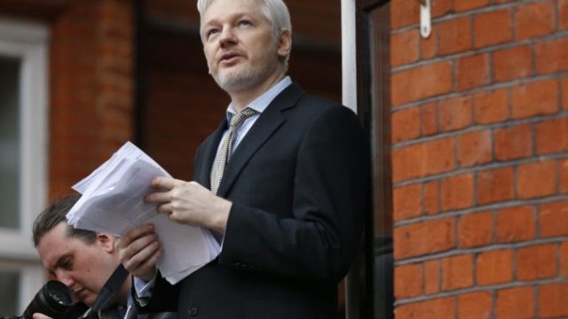 363879_britain_wikileaks_assange 37b874c4e2904bb8a5b753c15c4c51cf 676x465.jpg