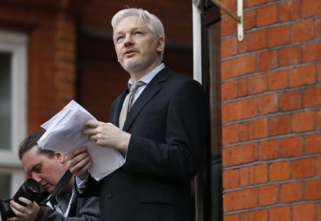 363879_britain_wikileaks_assange 37b874c4e2904bb8a5b753c15c4c51cf 676x465.jpg