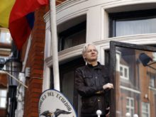 364014_britain_assange_35031 f7dad0ffa7924ca2a480c69fa3eeddaf 676x506.jpg