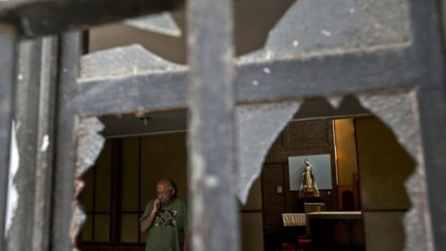 364138_chile_pope_church_attack_00738 353899be85f547b6b96e157981430b3b 676x451.jpg