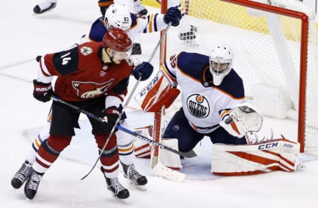 364150_oilers_coyotes_hockey_95658 dc2b73de653a4a59866c82c79118738b 676x443.jpg