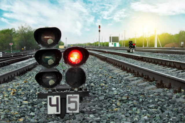 364455_rail 676x451.jpg