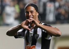 364573_ronaldinho 676x480.jpg