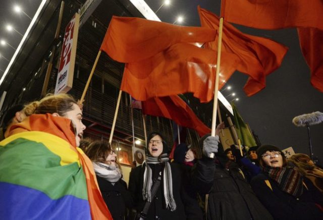 364651_poland_womens_march_54697 fb55005cc21946b0a92750c13fa1d809 1 676x460.jpg