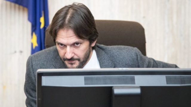 364689_robert kalinak 676x451.jpg