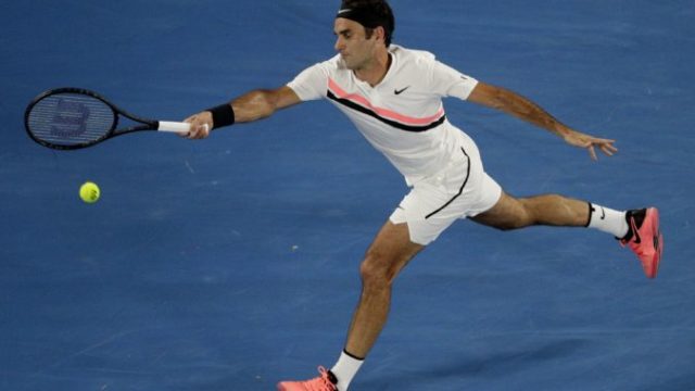 364694_roger federer 2 676x462.jpg