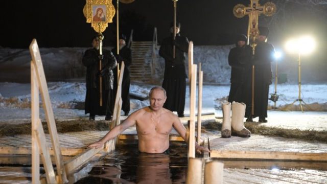 364802_russia_orthodox_epiphany_53493 c696ccb90bda4377b7a069a37c2177e6 676x456.jpg