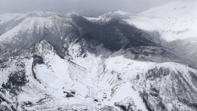 365177_japan_volcano_67116 020b9a3056bc429891c6127dd3ec51c8 676x496.jpg