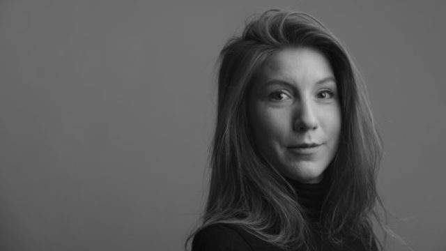 365323_kim wall 676x451.jpg
