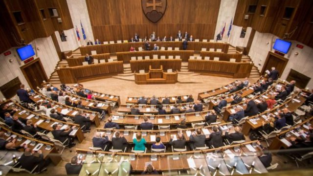 365953_narodna rada sr 676x451.jpg