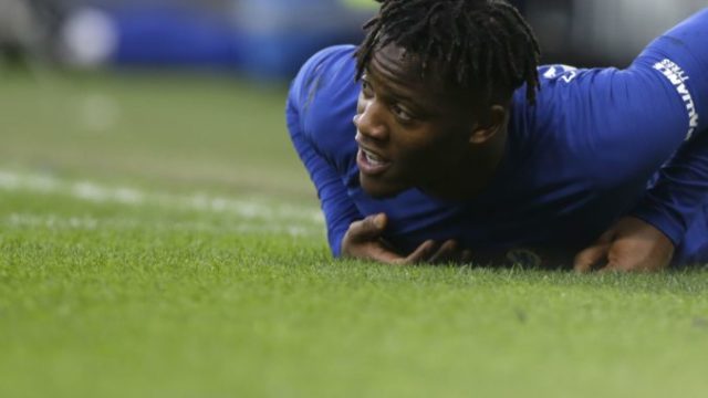 366048_michy batshuayi 676x471.jpg