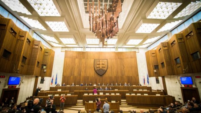 366083_narodna rada sr 676x451.jpg