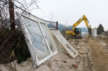 366214_demolacia domov usek dialnice d3 676x450.jpg