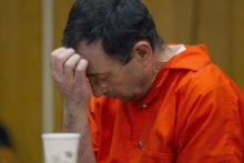 366294_larry nassal 676x451.jpg