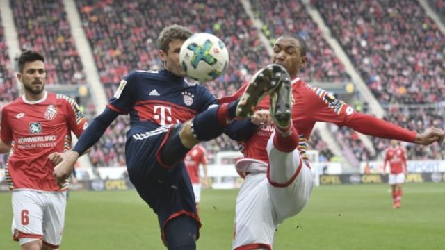 366373_germany_soccer_bundesliga_31341 d0047f095dc943149d097ddbbec4c9e7 676x370.jpg