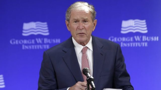 366887_bush_center_forum_83052 a079a4a2a0d84c77bc408daf8c2f23f7 676x519.jpg