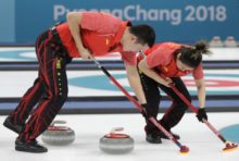 367158_curling_cina 676x456.jpg