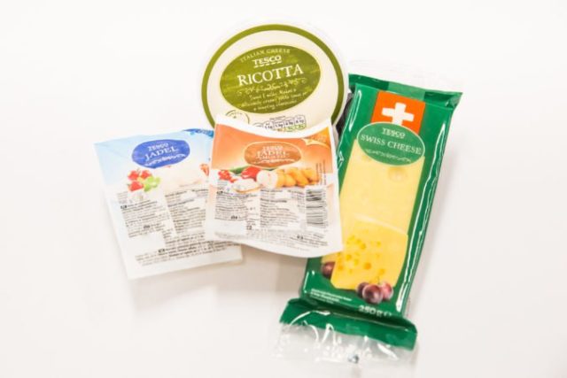 367319_tesco syry_ricota_jadel_swiss 676x451.jpg
