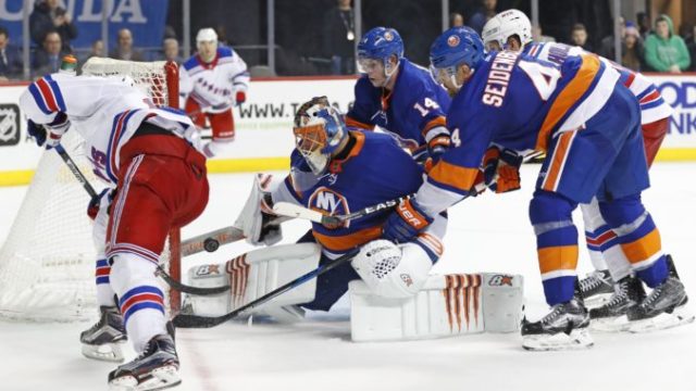 367639_jaroslav halak 676x436.jpg