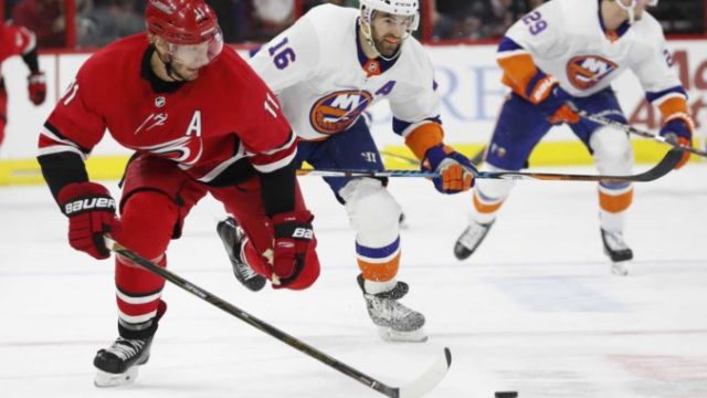 367724_islanders_hurricanes_hockey_69259 4023cced2f48440fbfbc1d35ebe6225f 676x458.jpg
