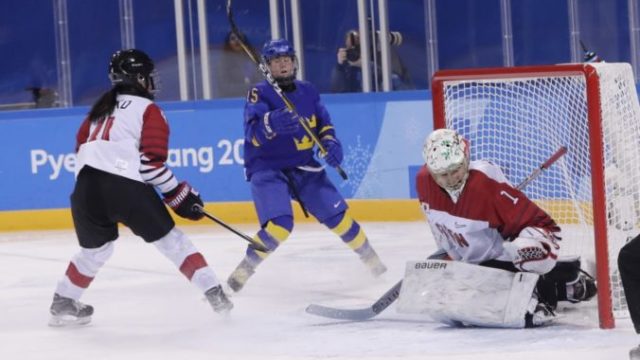 367829_pyeongchang_olympics_ice_hockey_women_67041 57c9ed05712d41f2b493bee94e41bbef 676x468.jpg