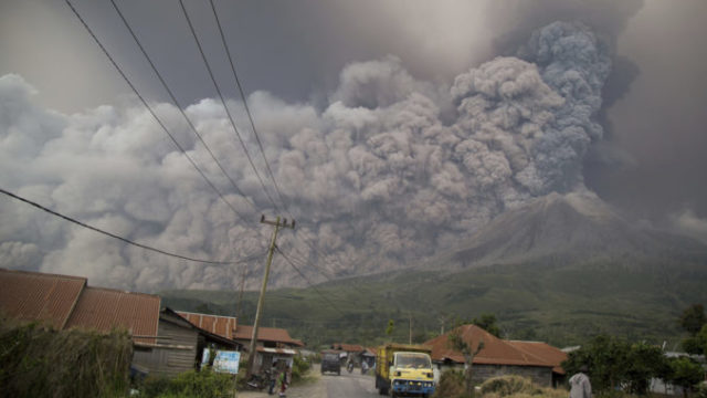 367895_indonesia_volcano_08857 d29af2f7501b4336ade4d3edb4acbfec 676x451.jpg