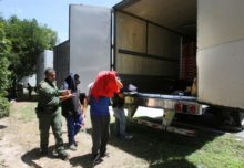 368413_migranti 1 676x467.jpg