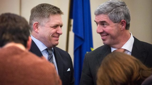 368769_robert fico bela bugar 676x451.jpg