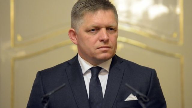 369069_robert fico 2 676x451.jpg