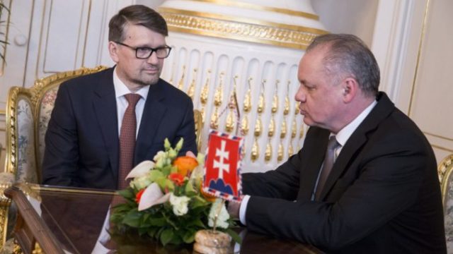 369108_andrej kiska marek madaric 676x451.jpg