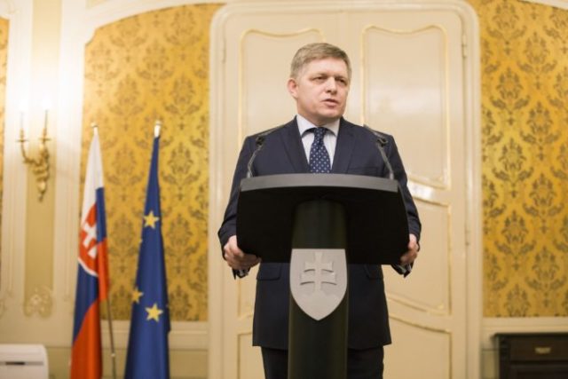 369157_robert fico 1 676x451.jpg