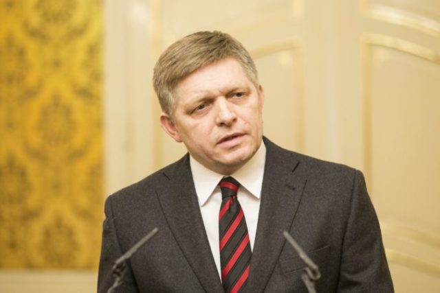 369260_robert fico 2 676x451.jpg