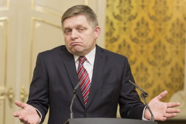 369341_robert fico 4 676x451.jpg