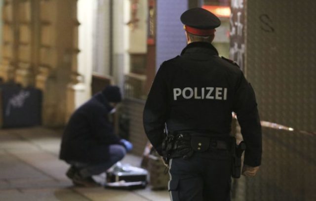369403_austria_knife_attack_70930 a1e4814fbce24665a3dbaf2b6f027fe0 676x430.jpg