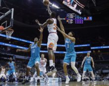 369668_suns_hornets_basketball_04540 ce6def22f2104fc1be7c8e51666d8847 676x535.jpg