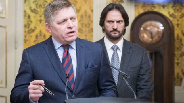 369783_robert fico robert kalinak 676x451.jpg