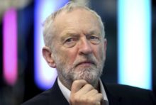 370175_britain_corbyn_33749 ee37fb6069944882833a3077f9e6f154 676x455.jpg