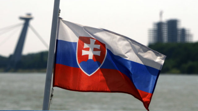 370239_slovenskavlajka 676x453.jpg