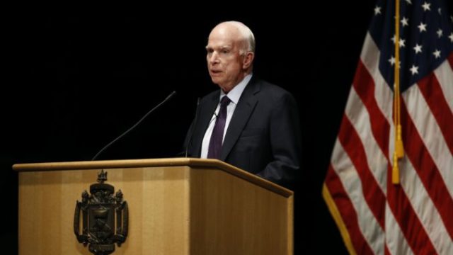 370501_john mccain 676x452.jpg