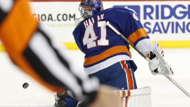 370695_jaroslav halak 676x555.jpg