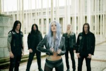 371051_band photo arch enemy 2 676x451.jpg