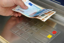 371109_bankomat 2 676x453.jpg