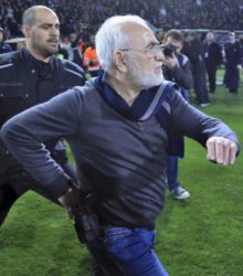 371214_ivan savvidis 676x769.jpg