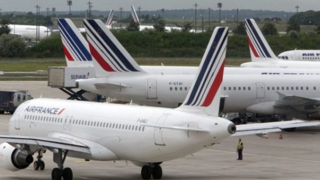 371288_france_strikes 96cc1c2fa67045318ca5ae65e2cc3e06 676x399.jpg