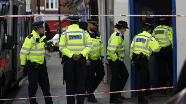 371564_britain_subway_incident_21373 0af39c2f325b42dc8e766ccc17300fcb 676x444.jpg