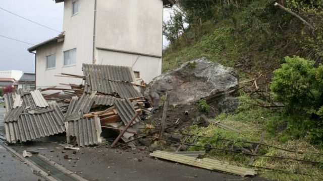 372005_japan_earthquake_42111 8a7c450227b14f45919a491e57f77fca 676x451.jpg