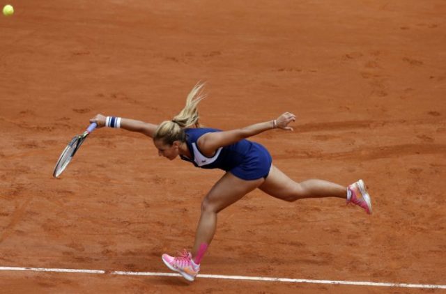 372109_dominika cibulkova 1 676x446.jpg