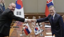 372153_south_korea_slovakia_82284 4001c61f5b0c4ba2ad8e9f89889626dd 676x386.jpg